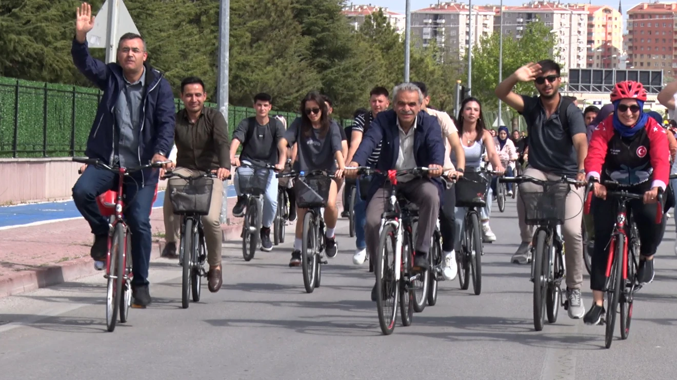 Pedallar Sağlıklı Yaşam İçin Çevrildi